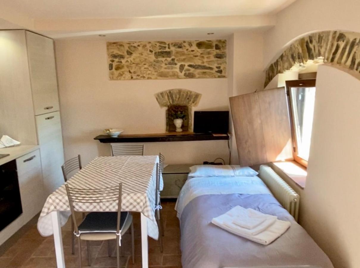 Casa Dell'Angelo Apartment Castelnuovo Magra Luaran gambar
